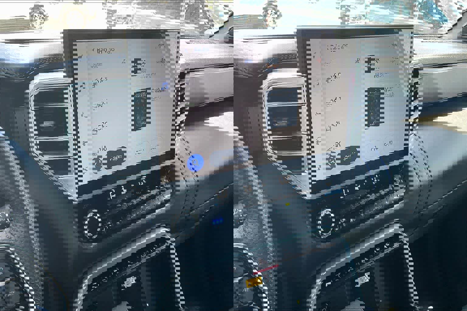 Used 2024 Toyota Tundra Platinum image 17