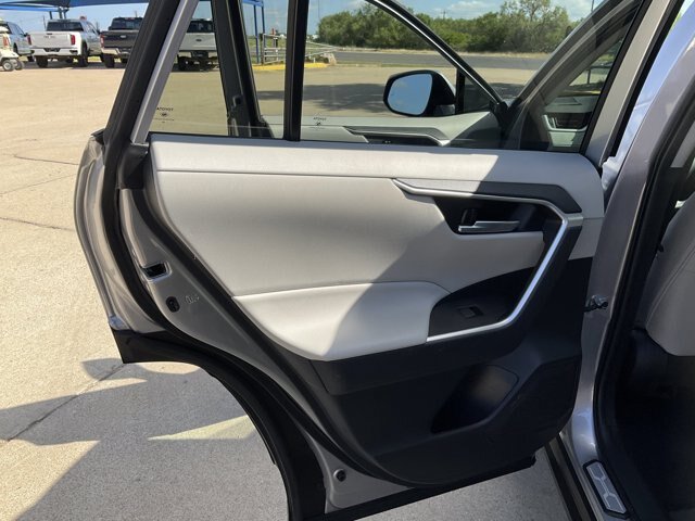Used 2024 Toyota RAV4 XLE FWD image 13