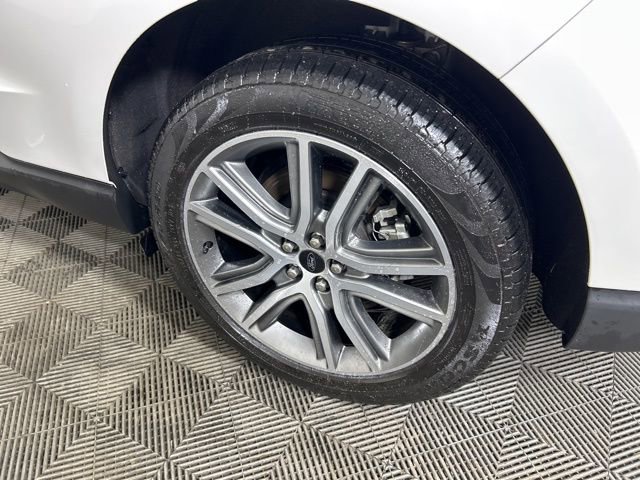Certified 2024 Ford Edge Titanium image 7