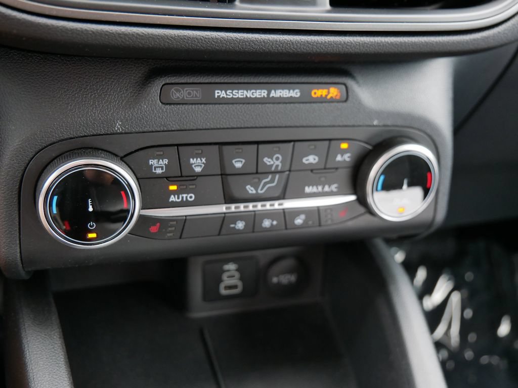 Certified 2024 Ford Escape Active AWD/4WD image 42