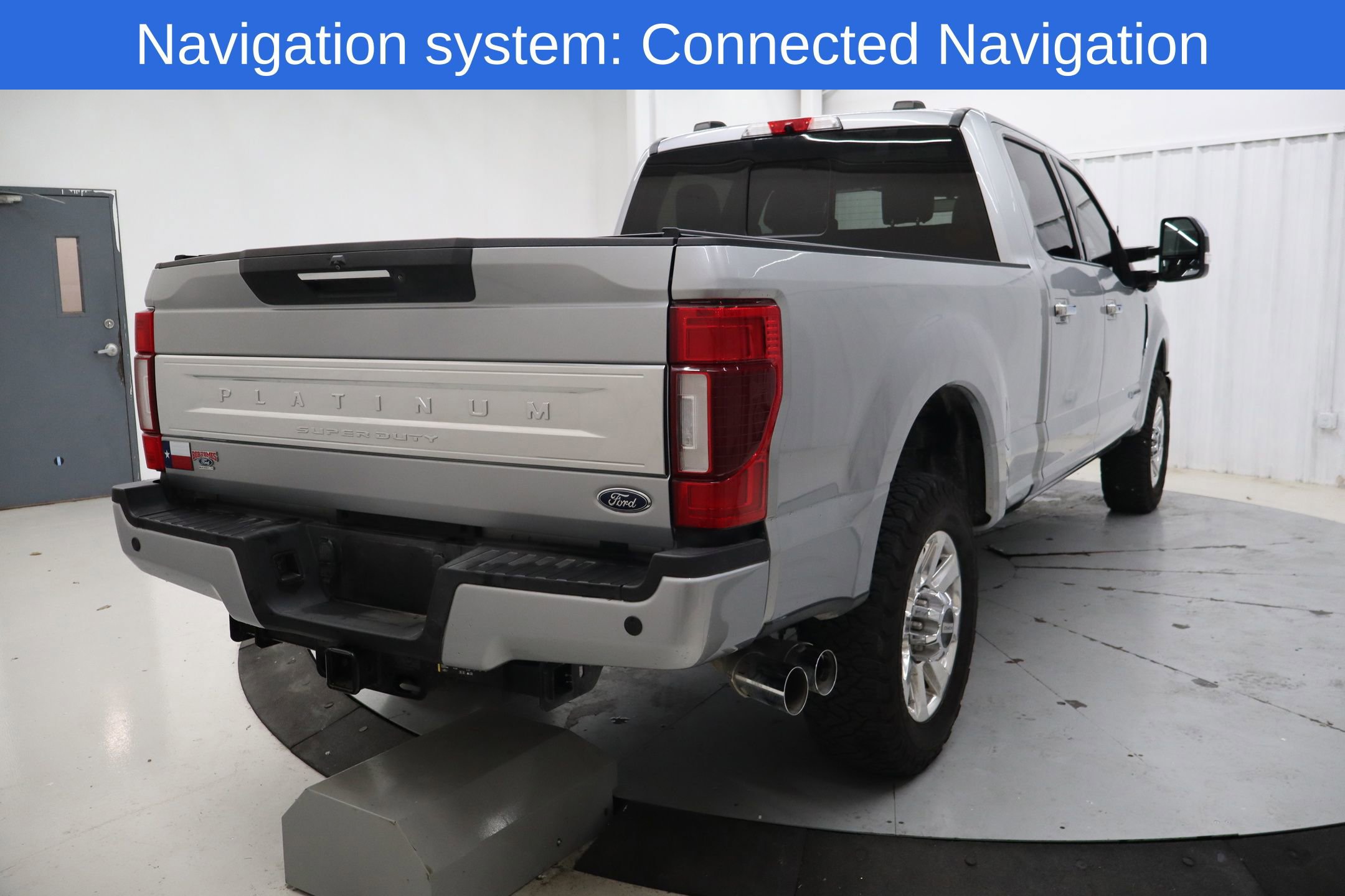 Certified 2022 Ford F250 Platinum w/ FX4 Off-Road Package AWD/4WD image 2