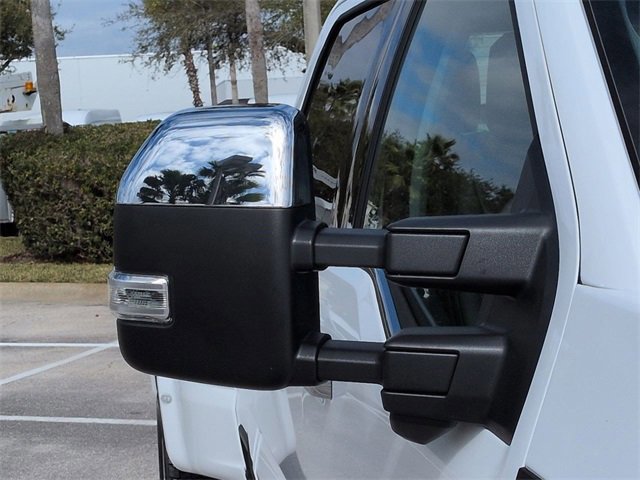 Certified 2026 Ford F450 Lariat w/ Chrome Package image 12