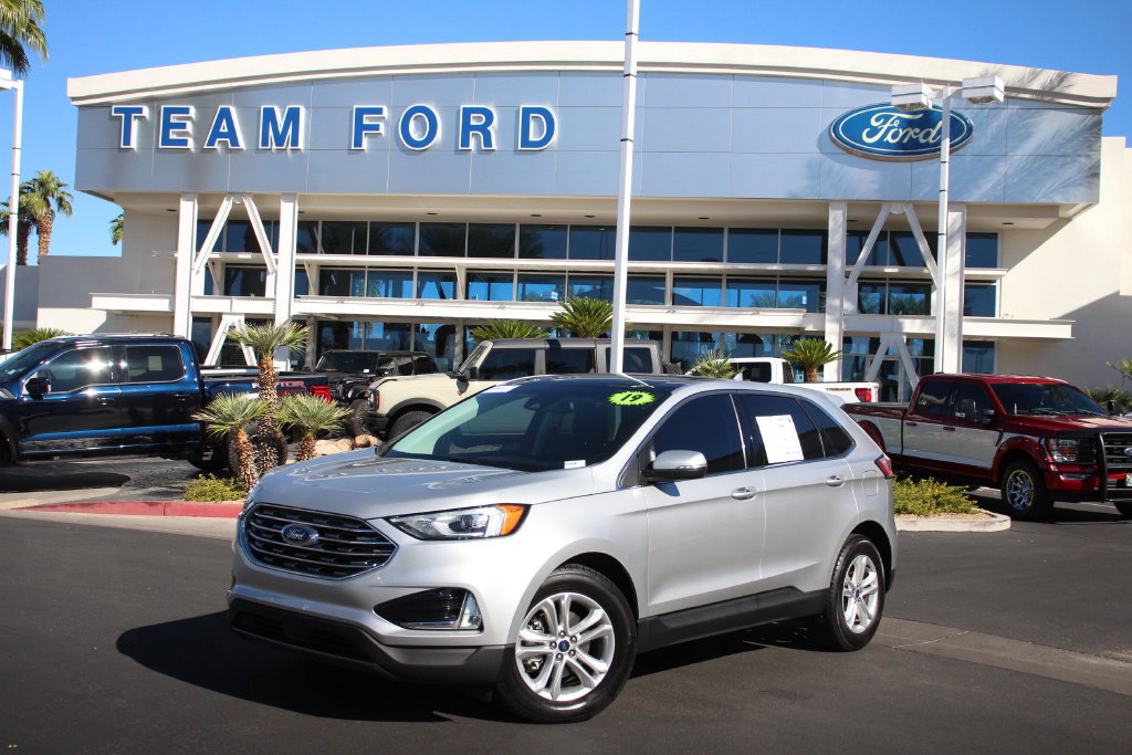 Certified 2019 Ford Edge SEL w/ Equipment Group 201A FWD image 2