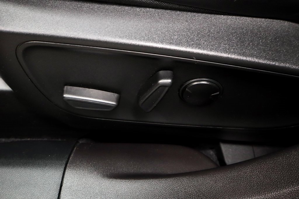 Certified 2023 Ford Escape ST-Line Select w/ Tech Pack #2 image 24