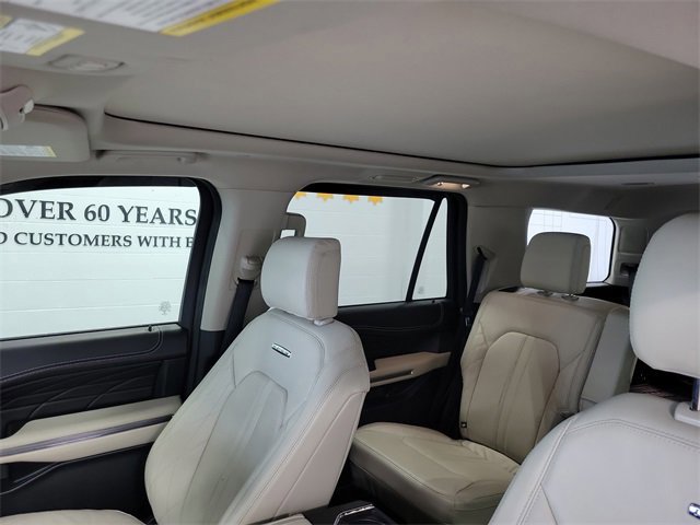 Certified 2021 Ford Expedition Platinum image 10