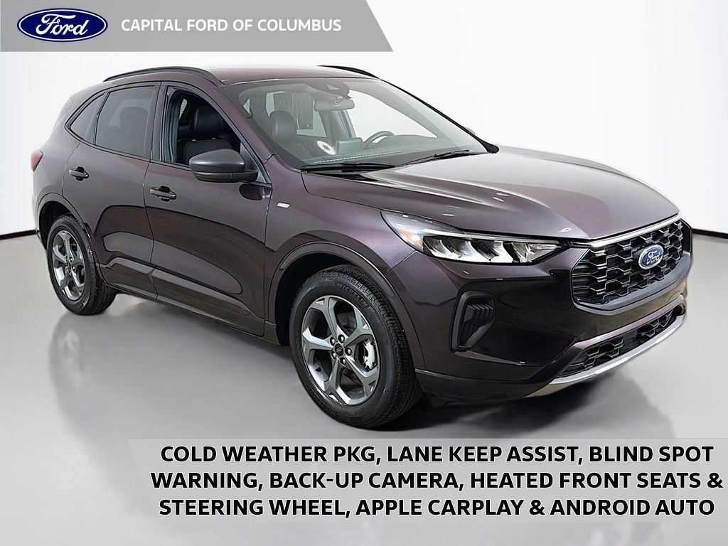 Certified 2023 Ford Escape ST-Line AWD/4WD image 1