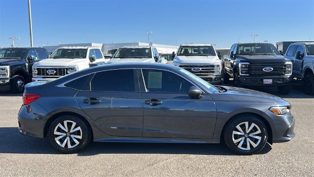Used 2023 Honda Civic LX image 2