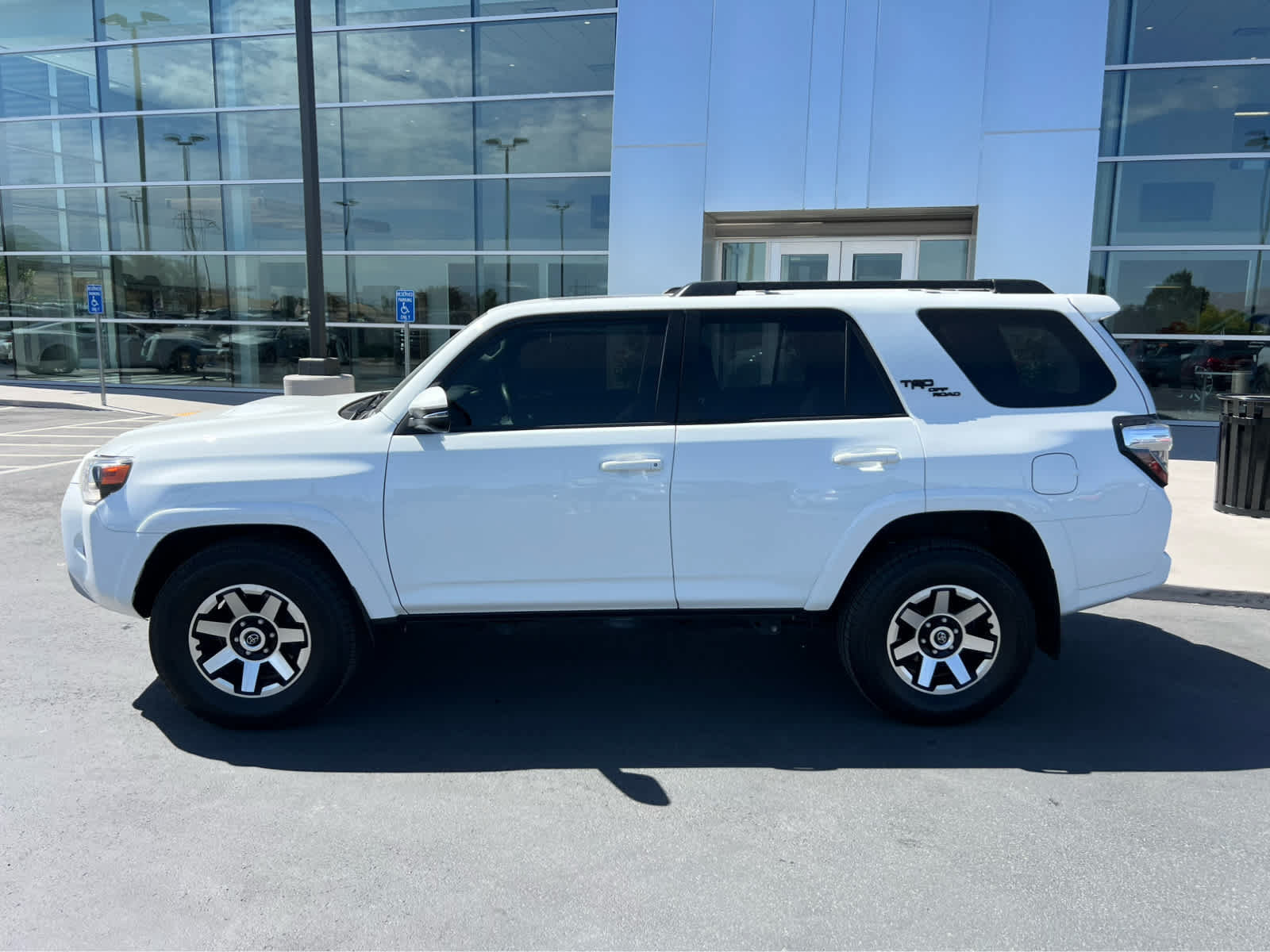 Used 2023 Toyota 4Runner TRD Off-Road Premium w/ Off Road Premium Plus Package AWD/4WD image 12