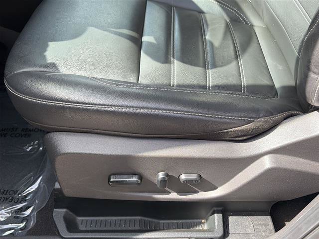 Certified 2019 Ford Escape Titanium AWD/4WD image 16