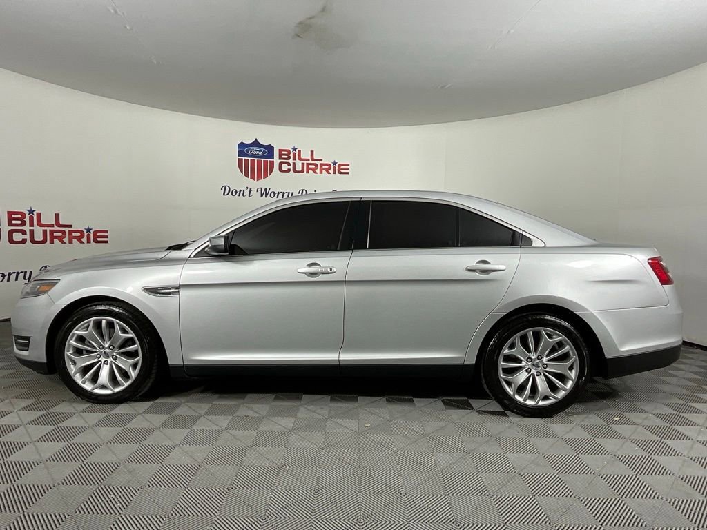 Certified 2018 Ford Taurus Limited image 2