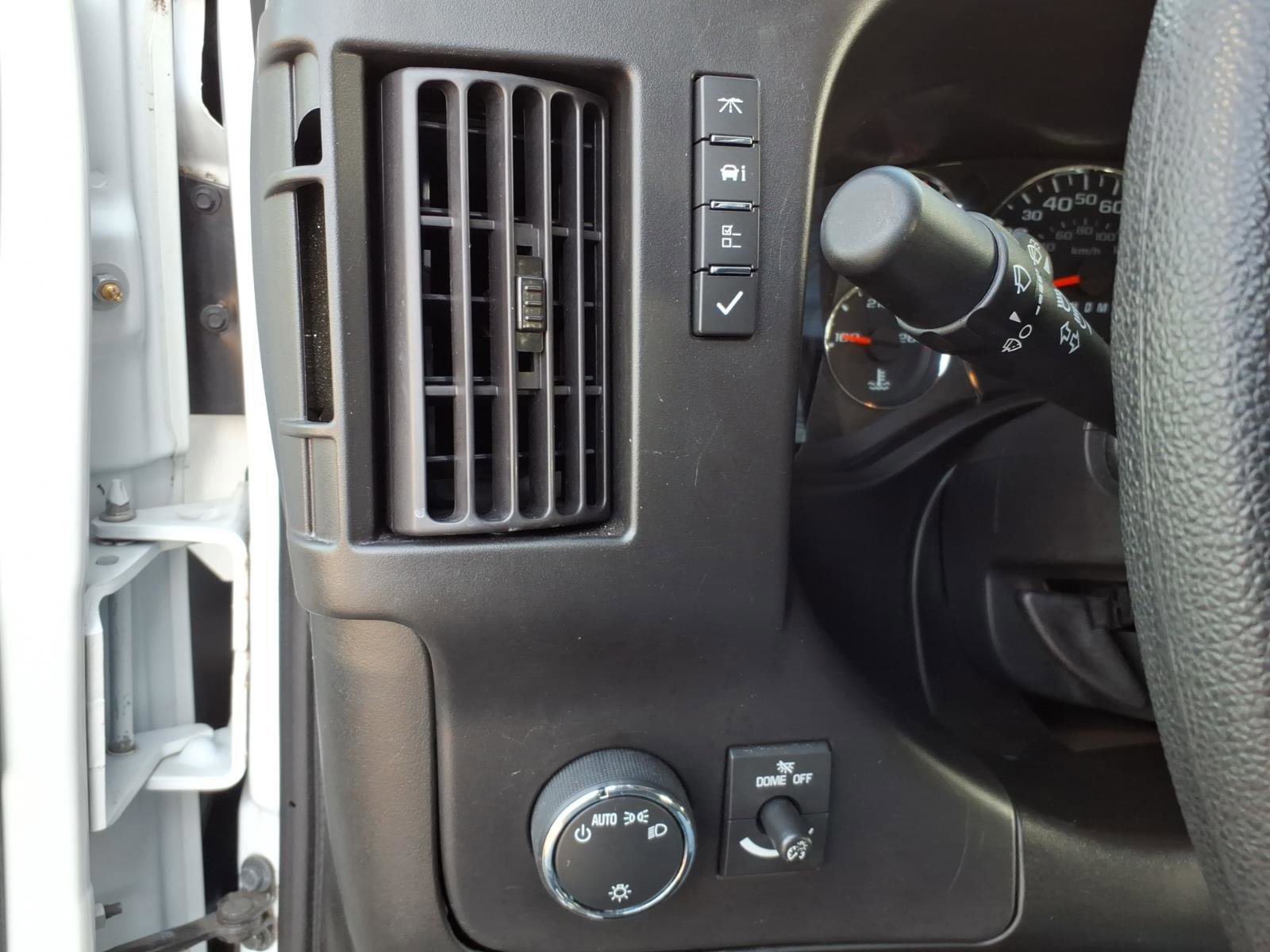 Used 2024 Chevrolet Express 2500 w/ Driver Convenience Package image 19