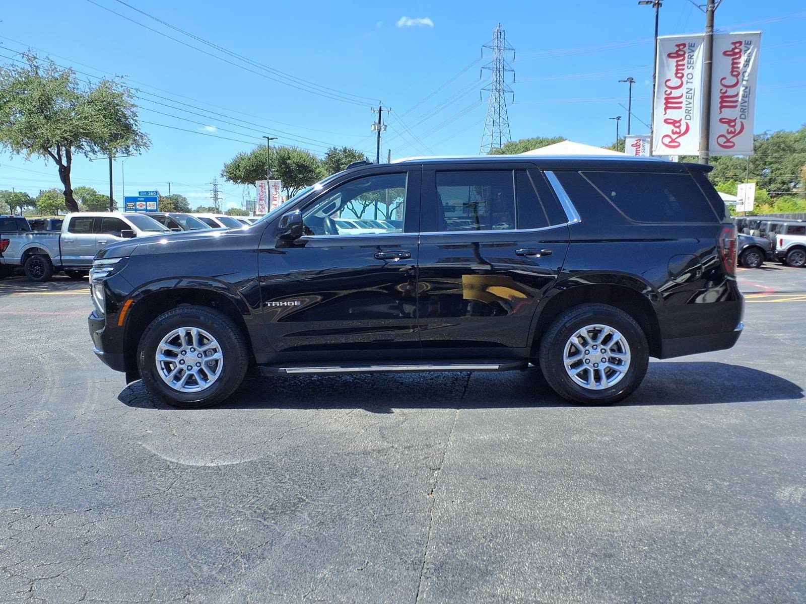 Used 2025 Chevrolet Tahoe LT AWD/4WD image 9