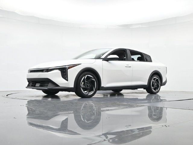 Used 2025 Kia K4 EX FWD image 37