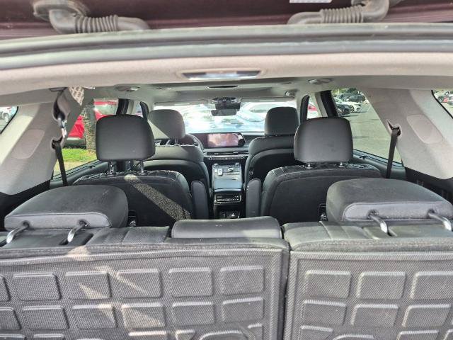 Used 2024 Hyundai Palisade Limited FWD image 18