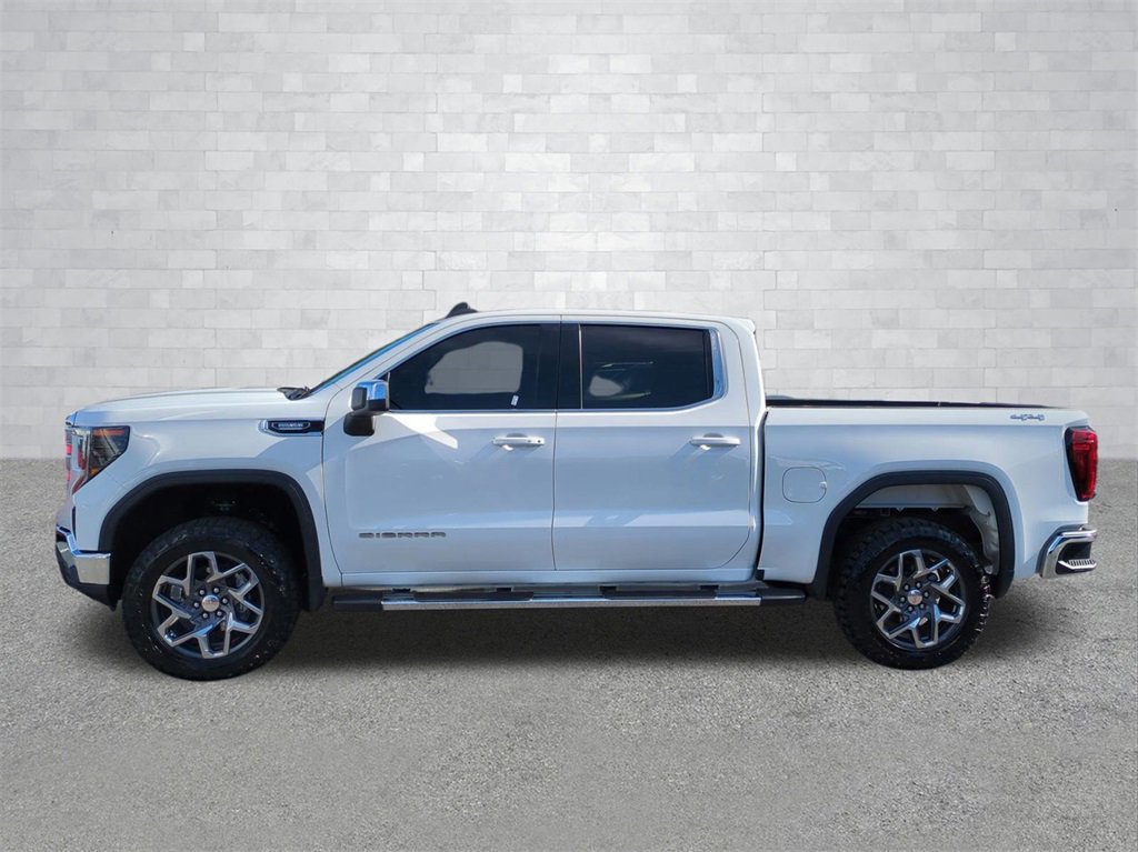 Used 2023 GMC Sierra 1500 SLE image 2