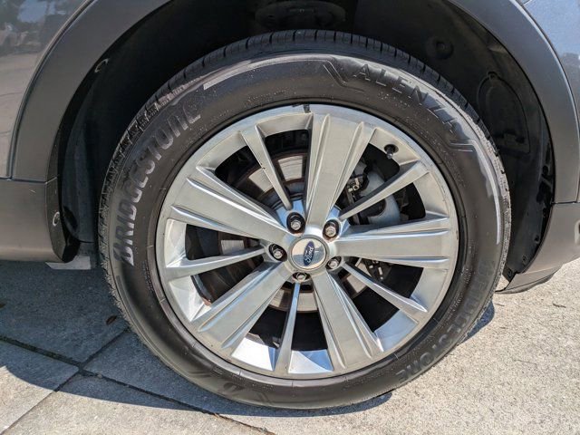 Certified 2019 Ford Explorer Limited w/ Ford Safe & Smart Package image 11