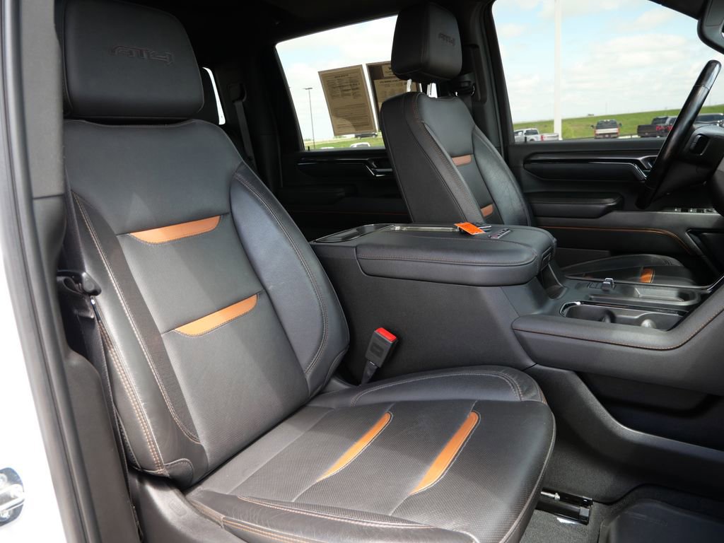 Used 2024 GMC Sierra 2500 AT4 w/ AT4 Premium Plus Package AWD/4WD image 22
