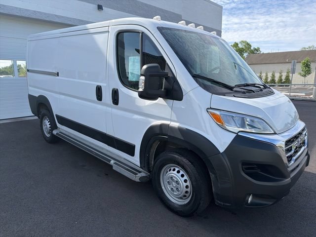 Used 2025 RAM ProMaster 2500 w/ U-Haul Equipment Group FWD image 8