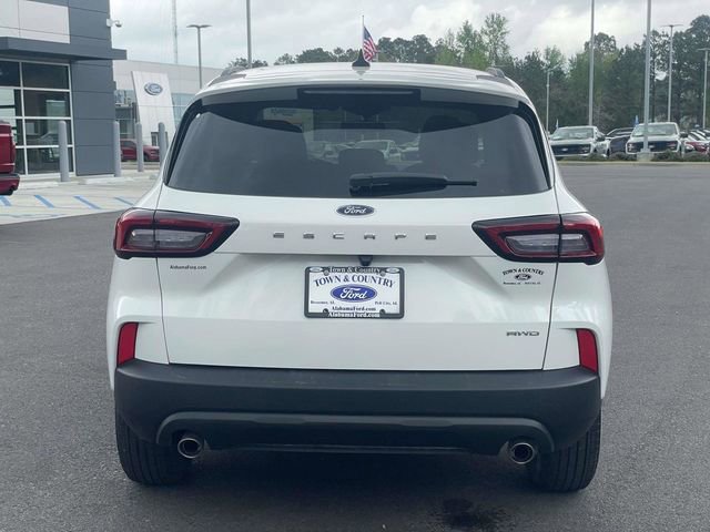 Certified 2025 Ford Escape ST-Line image 4