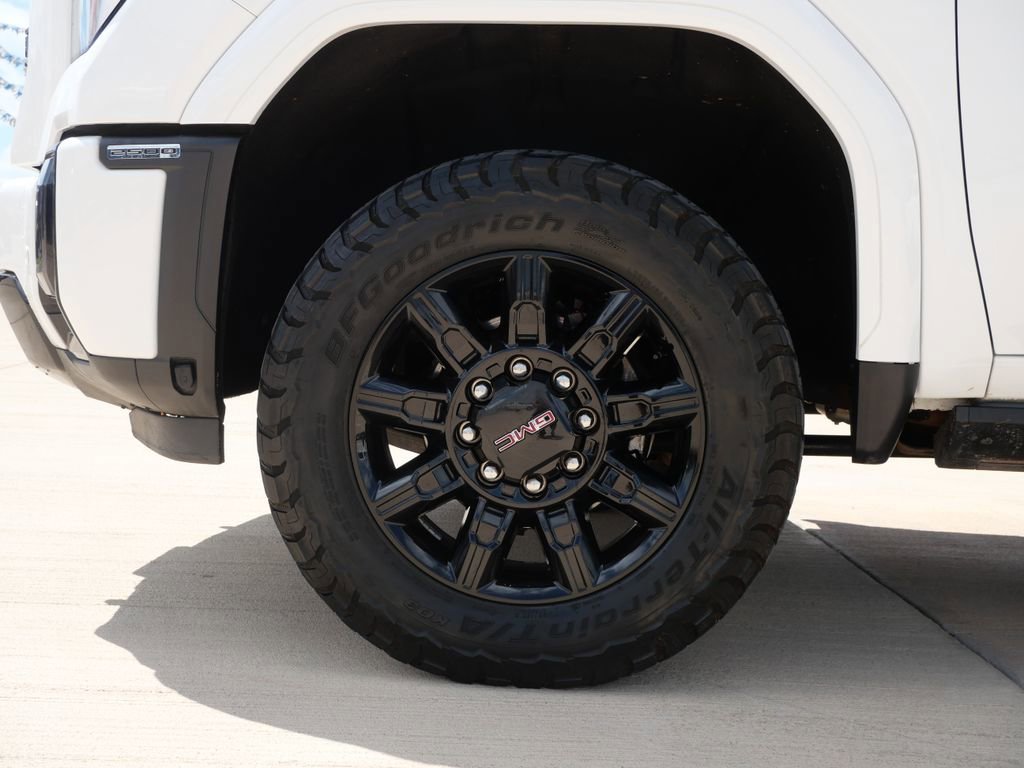 Used 2024 GMC Sierra 2500 AT4 w/ AT4 Premium Plus Package AWD/4WD image 11