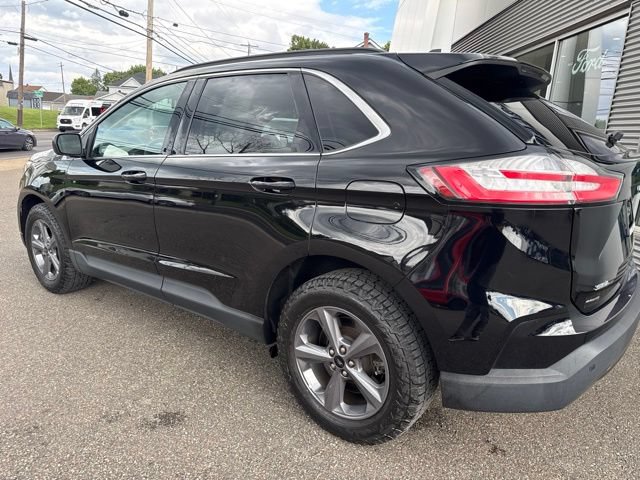 Certified 2022 Ford Edge SEL w/ Sport Appearance Package AWD/4WD image 8