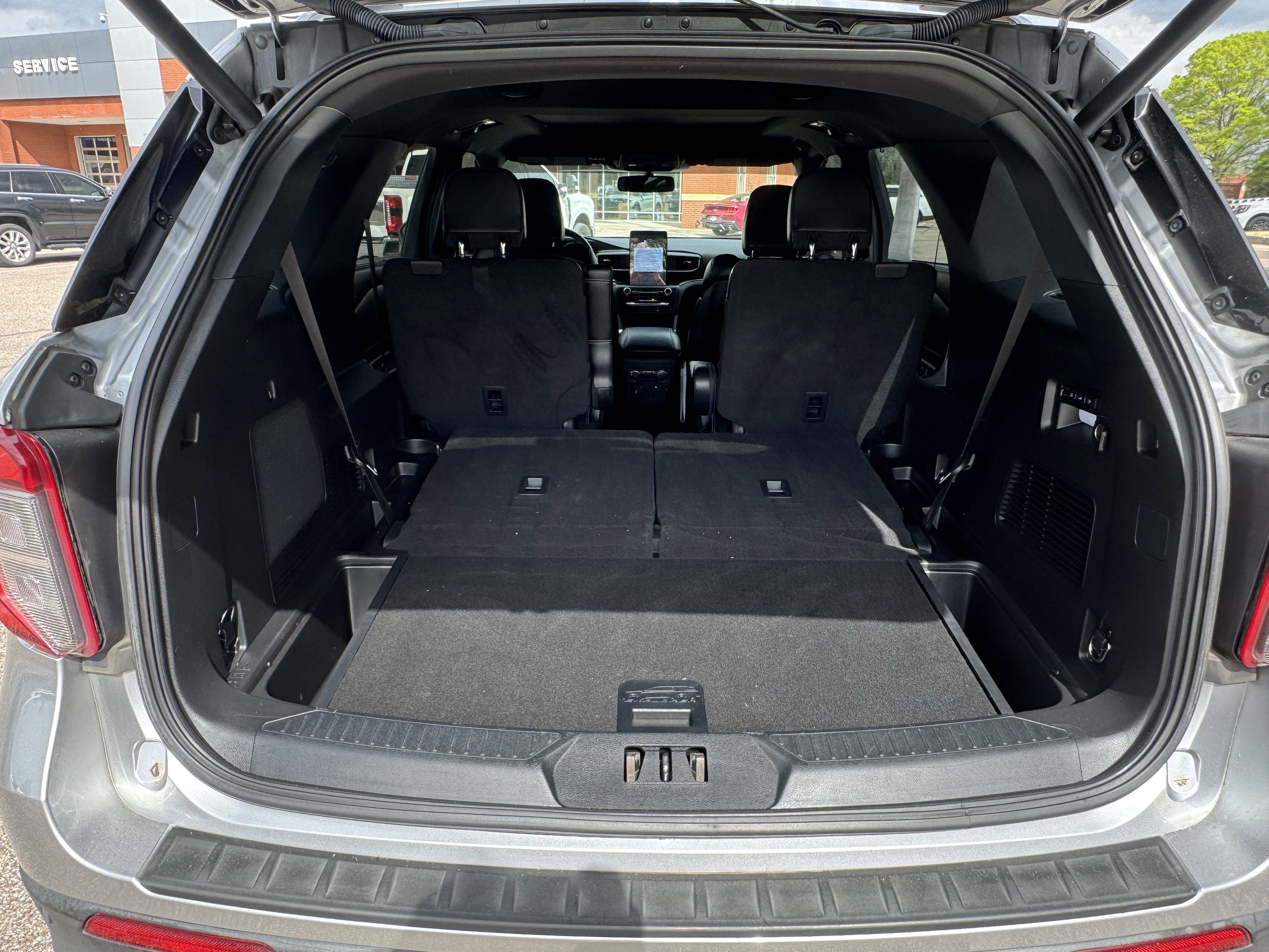 Certified 2020 Ford Explorer ST w/ Premium Technology Package image 13