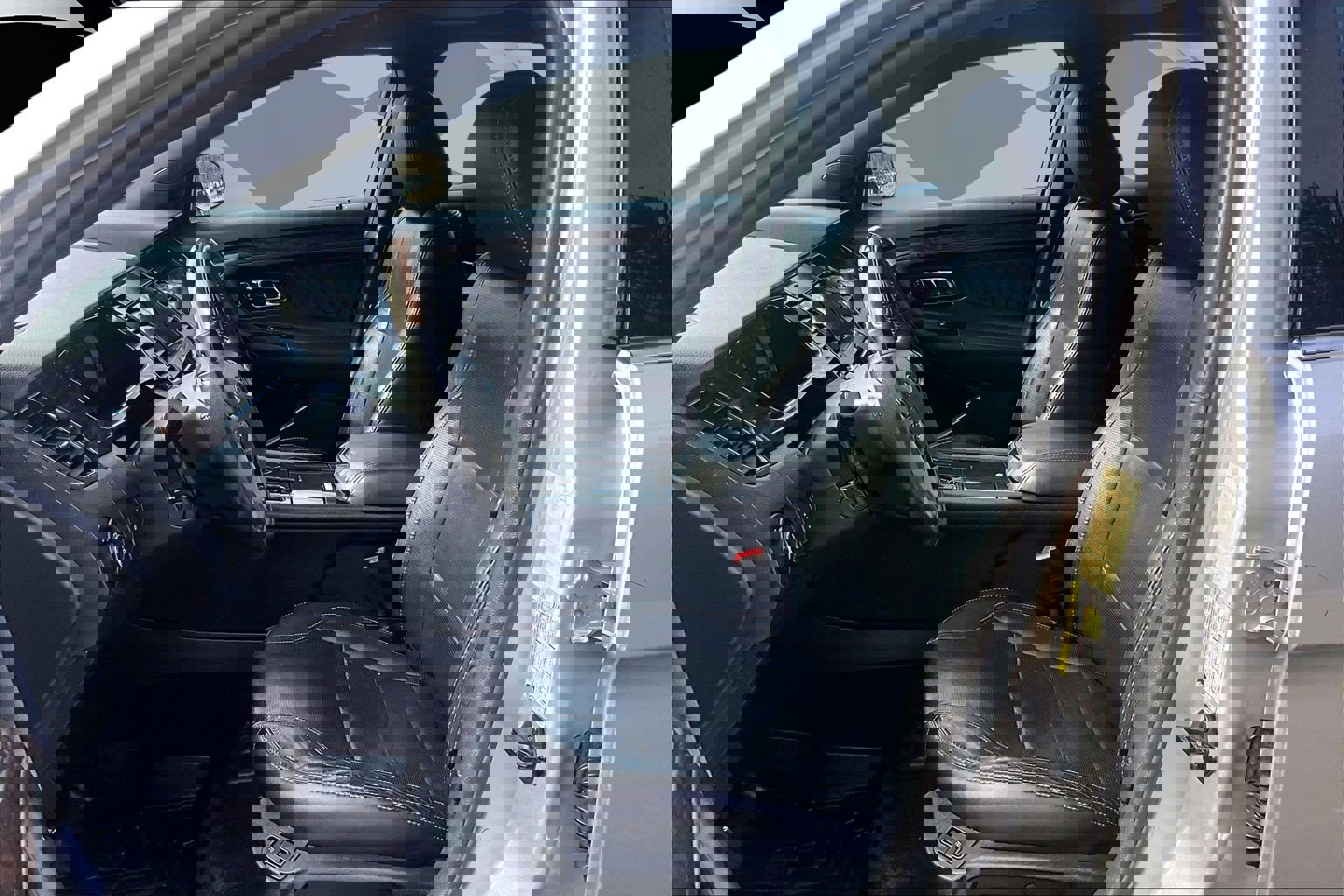 Certified 2017 Ford Taurus Limited image 24