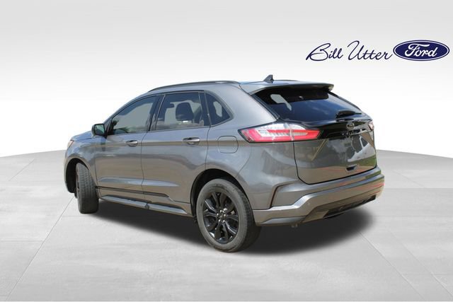 Certified 2022 Ford Edge SE w/ Black Appearance Package AWD/4WD image 3