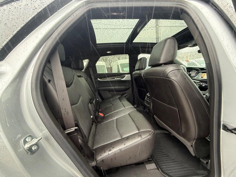 Used 2025 Cadillac XT5 Sportv w/ Technology Package image 14