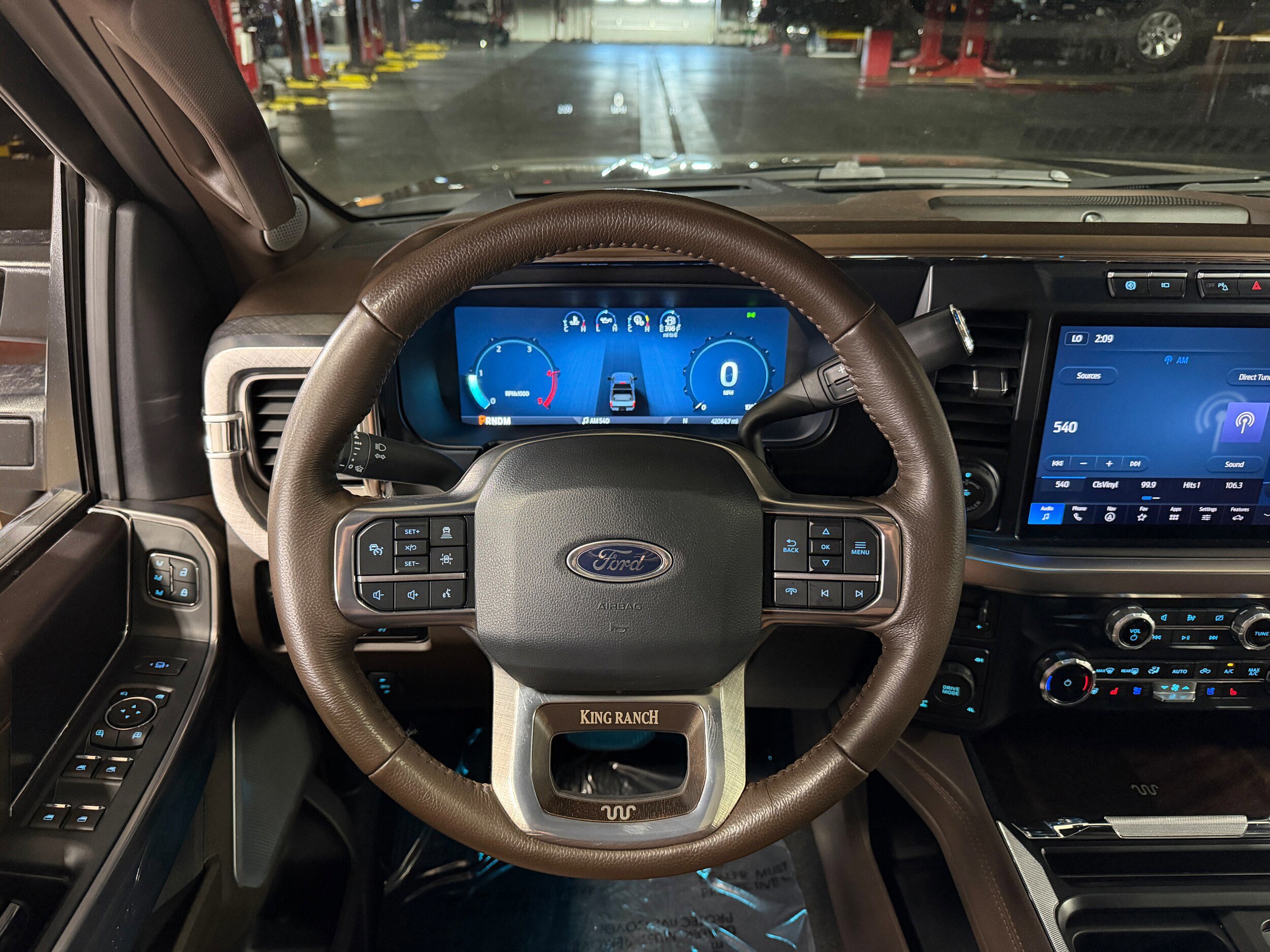Certified 2024 Ford F350 King Ranch w/ Chrome Package AWD/4WD image 21