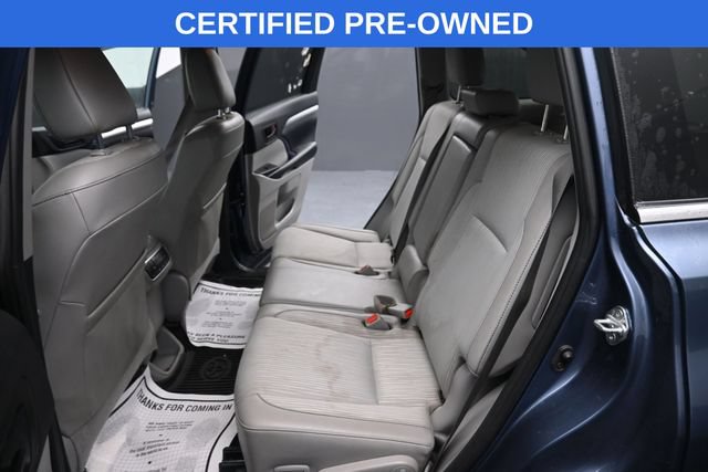Used 2019 Toyota Highlander Plus AWD/4WD image 13