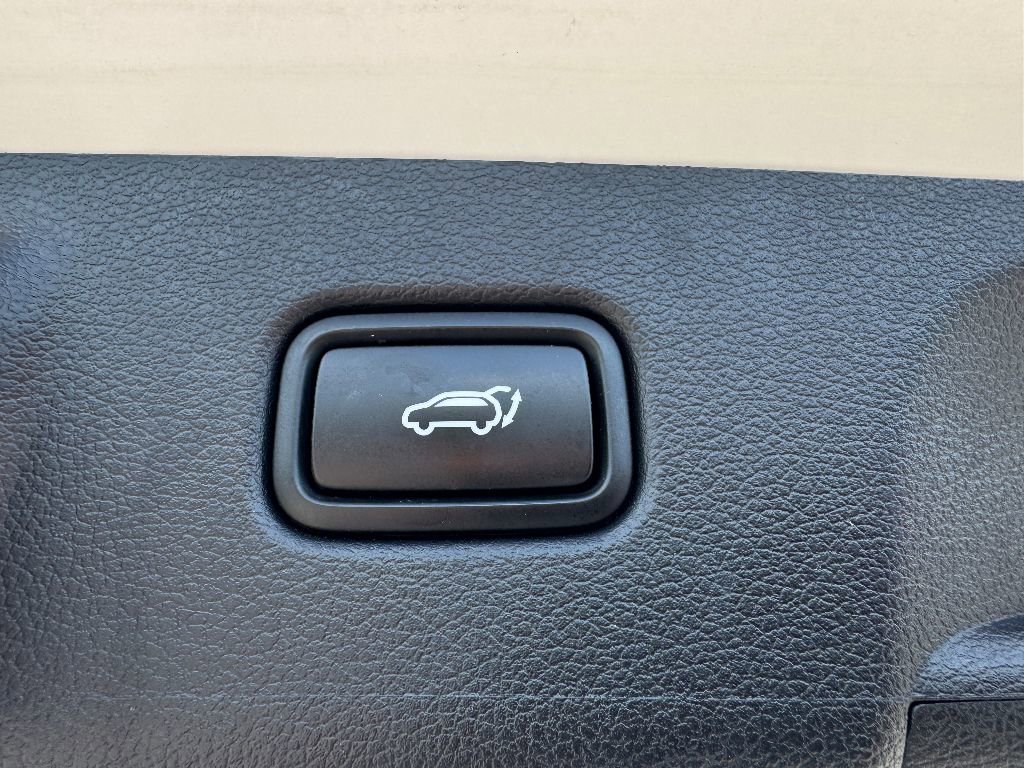 Used 2024 Hyundai Palisade Calligraphy image 14