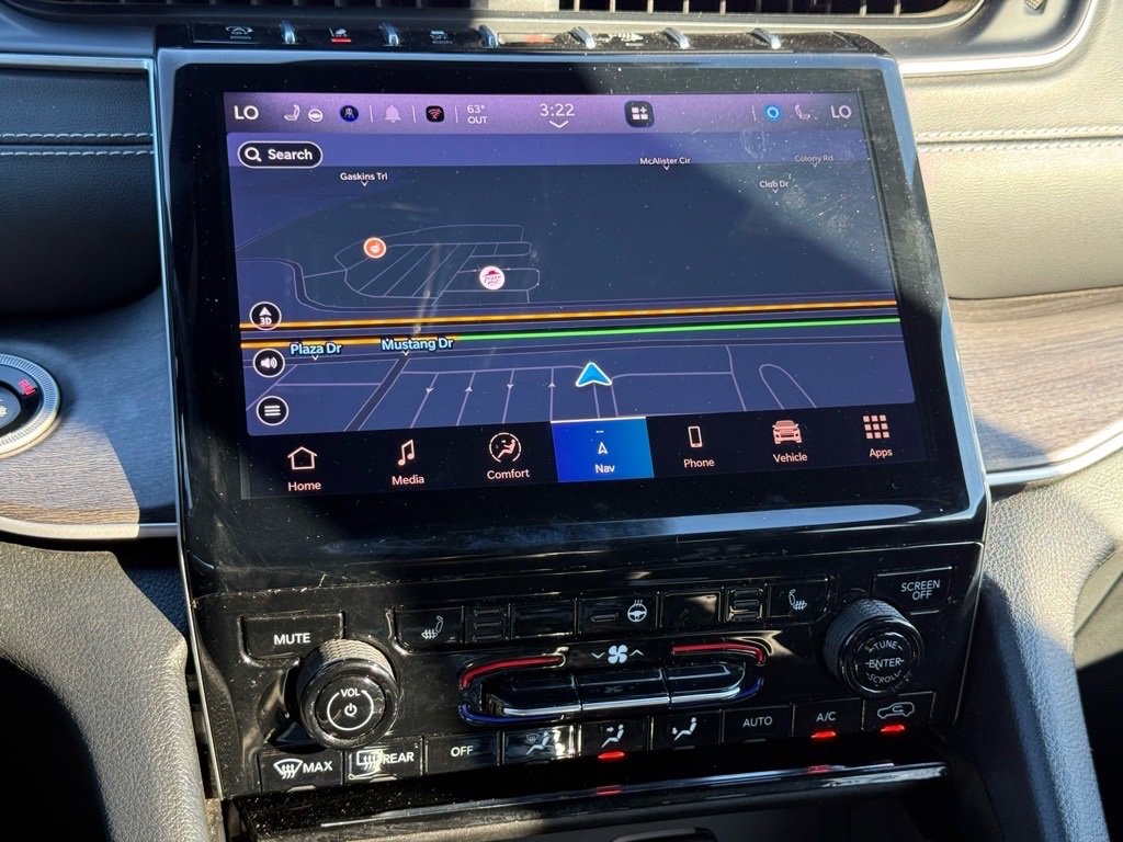 Used 2024 Jeep Grand Cherokee Limited image 19