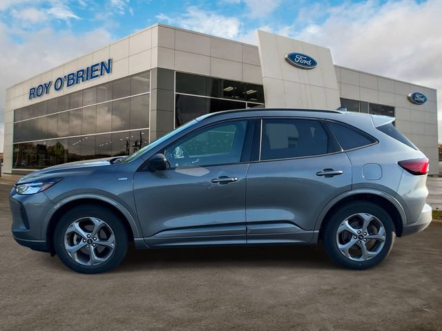 Certified 2023 Ford Escape ST-Line w/ Tech Pack #1 AWD/4WD image 2