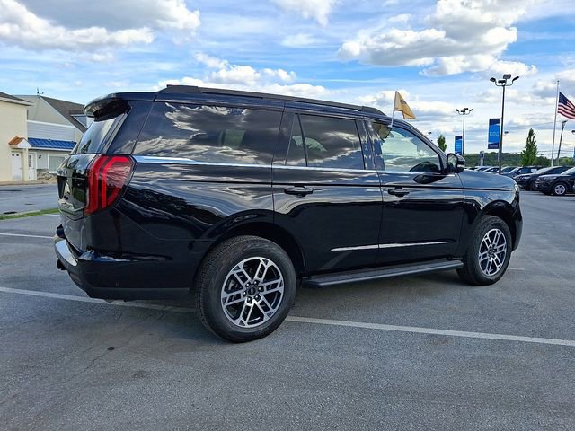 Certified 2025 Ford Expedition Active AWD/4WD image 16