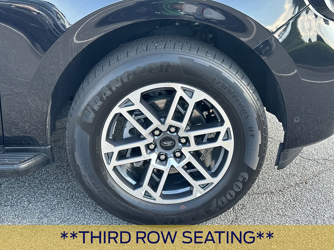 Certified 2025 Ford Expedition Max Active RWD image 12