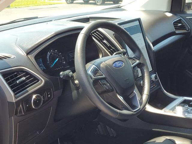 Certified 2024 Ford Edge SEL w/ Convenience Package AWD/4WD image 11
