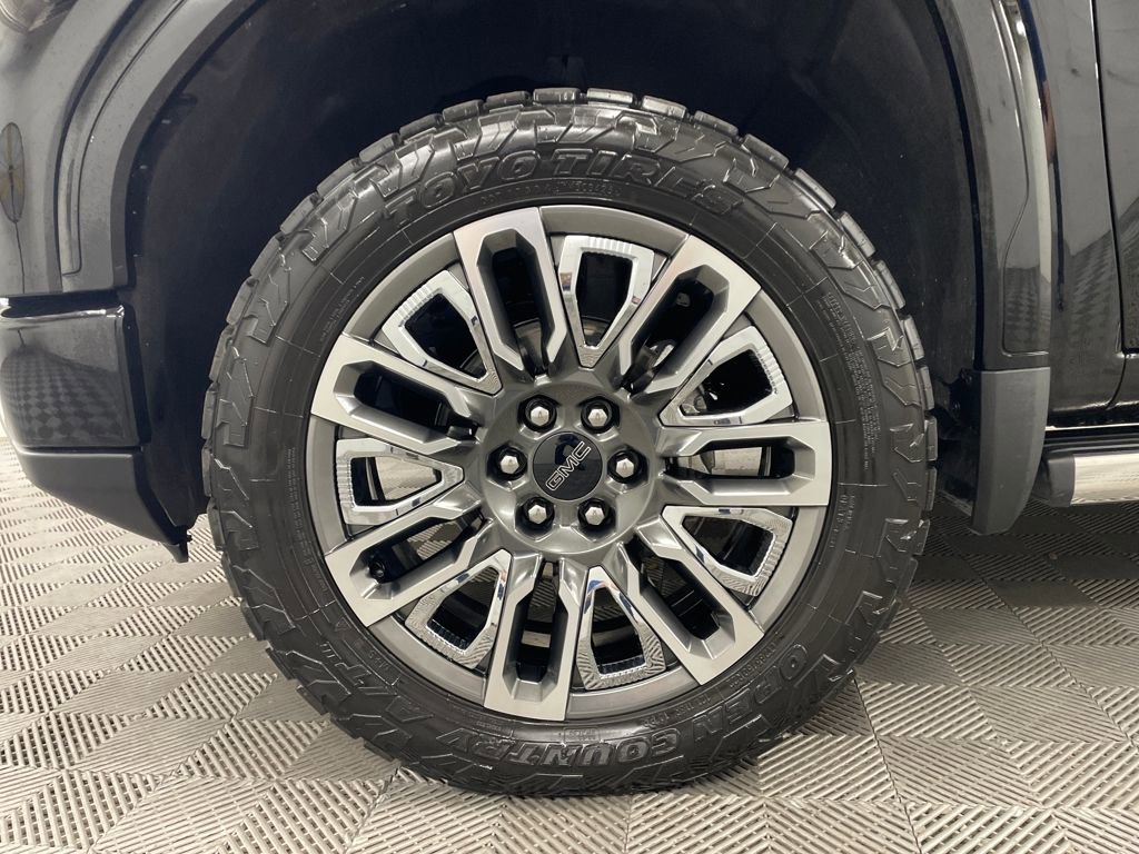 Used 2026 GMC Sierra 1500 Denali Ultimate image 14