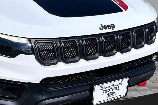 Used 2022 Jeep Compass Trailhawk w/ Trailhawk Elite Group AWD/4WD image 28