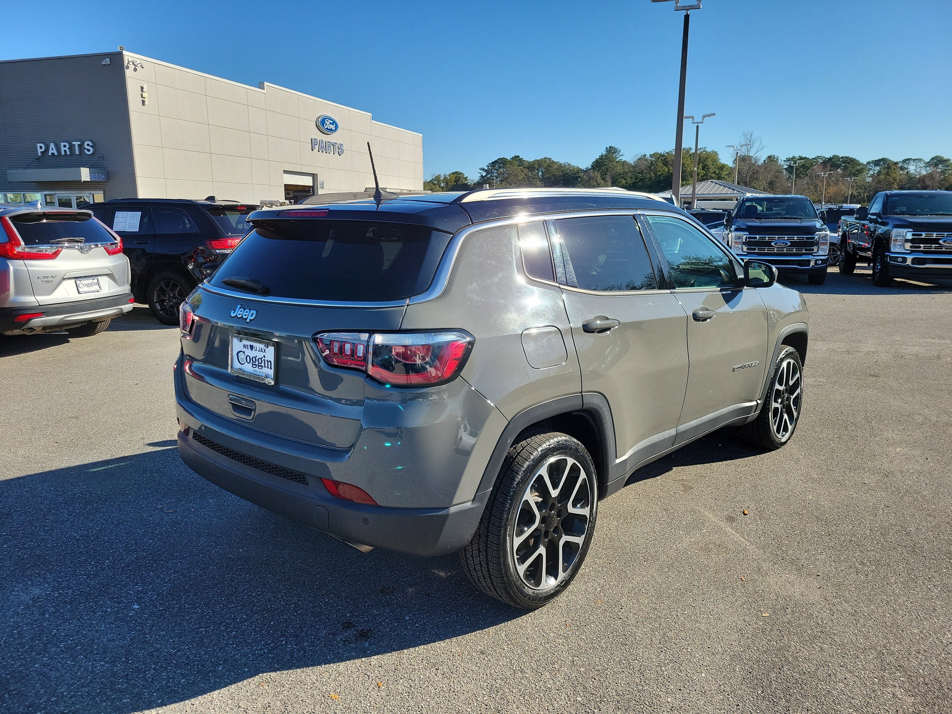 Used 2021 Jeep Compass Limited w/ Sun and Sound Group image 3