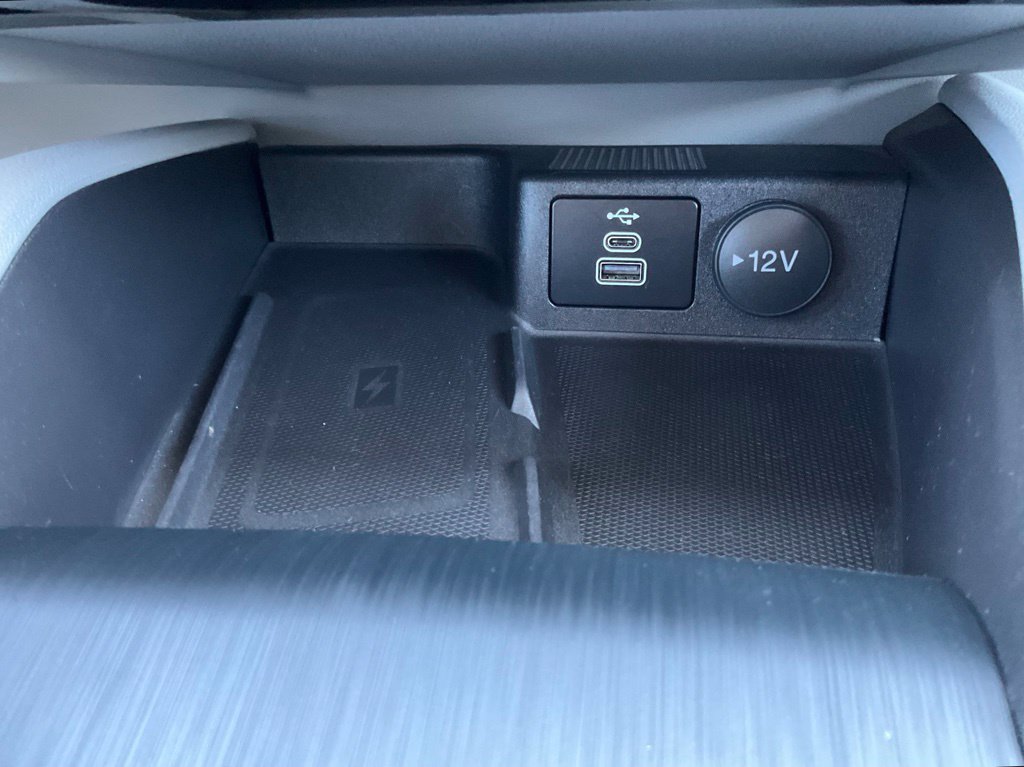 Certified 2024 Ford Escape SE w/ PHEV Premium Package FWD image 36