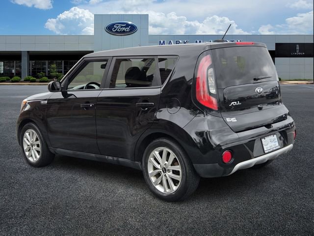 Used 2017 Kia Soul + FWD image 5