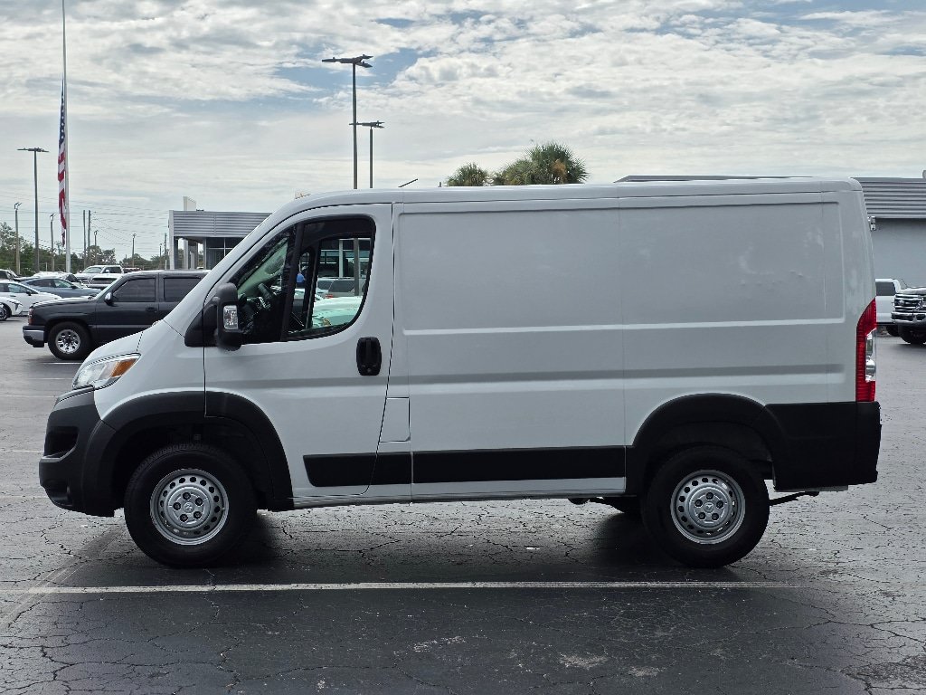 Used 2025 RAM ProMaster 1500 FWD image 9