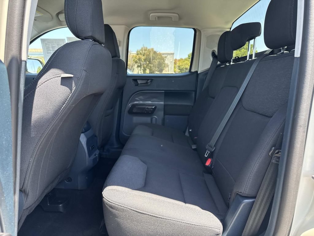 Certified 2025 Ford Maverick XL FWD image 24