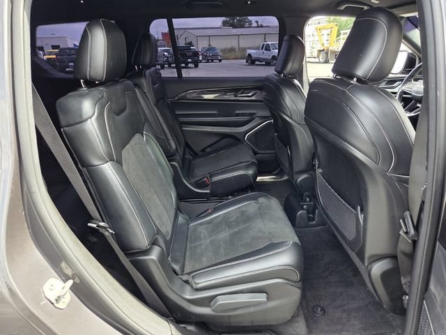 Used 2021 Jeep Grand Cherokee L Laredo RWD image 15