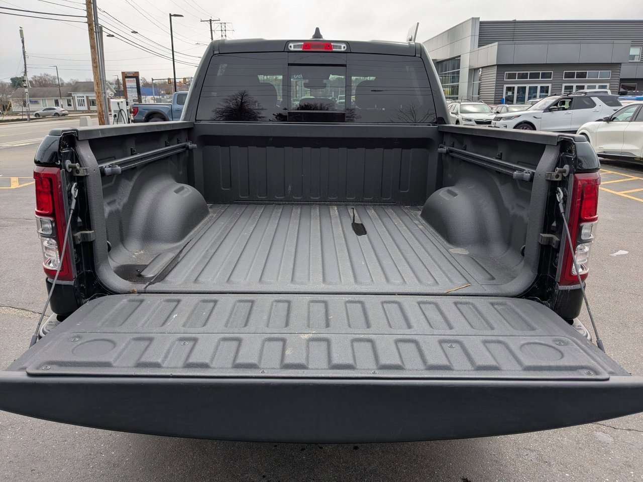 Used 2019 RAM 1500 Big Horn AWD/4WD image 12