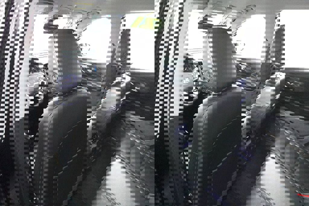 Used 2021 GMC Terrain SLT image 24