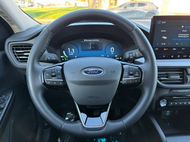 Certified 2023 Ford Escape Platinum AWD/4WD image 29