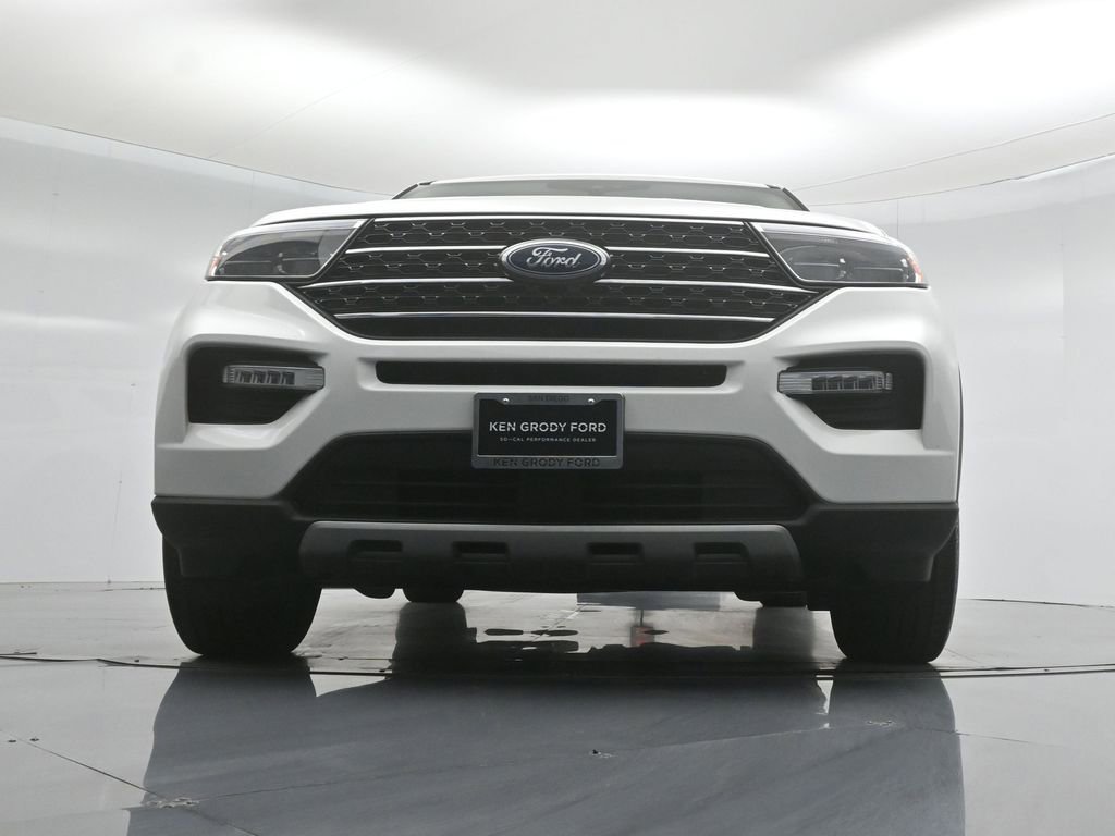 Certified 2023 Ford Explorer XLT w/ Equipment Group 202A RWD image 47