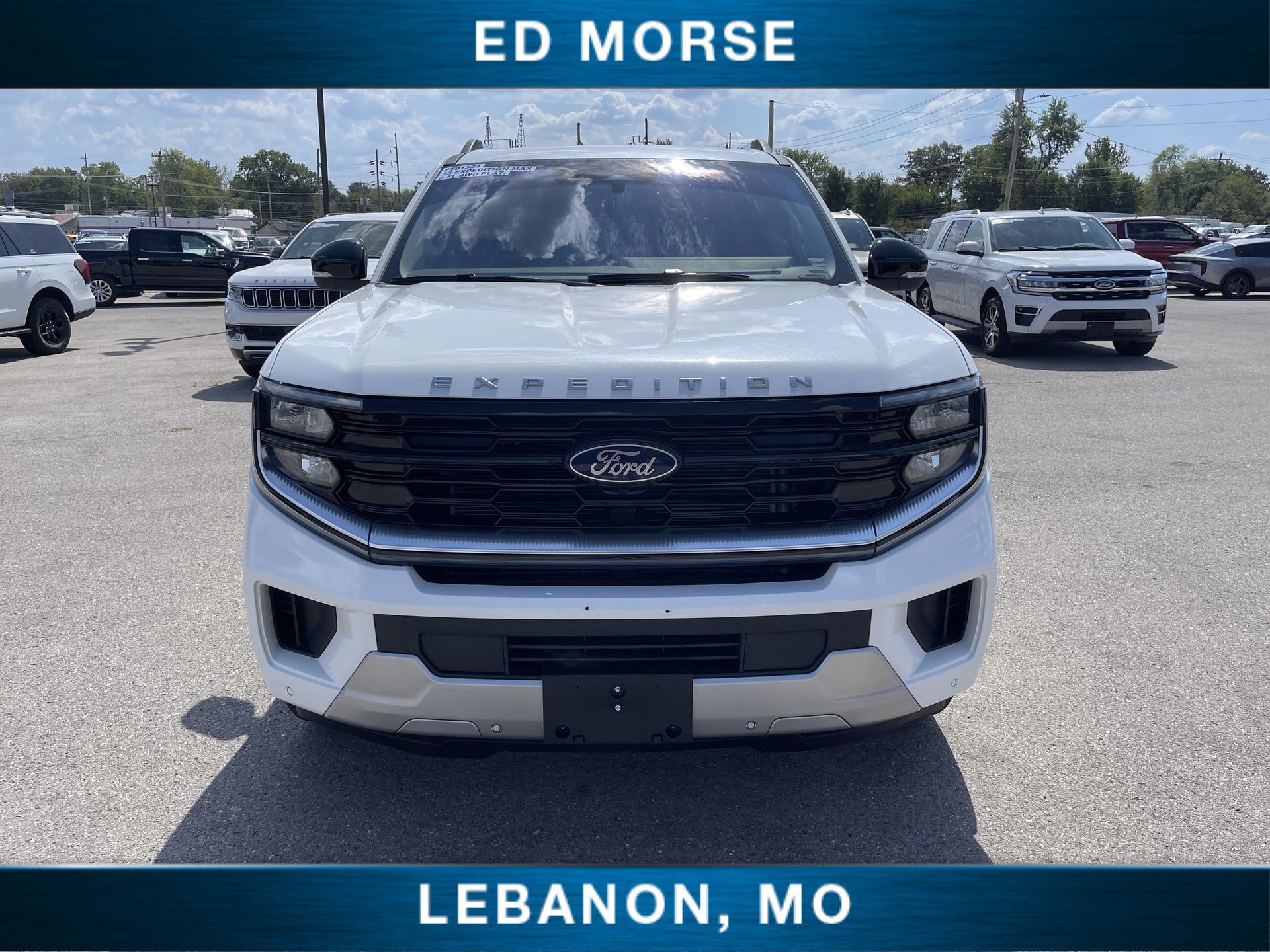 Certified 2025 Ford Expedition Max Platinum w/ Platinum Ultimate Package AWD/4WD image 3
